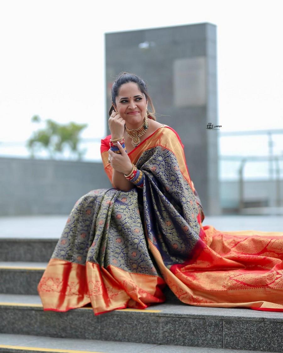 Anchor Anasuya Bharadwaj Looking Awesome In Silk Saree Telugu Rajyam Photos